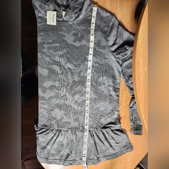 Jane & Delancy Camo Women's Hoodie - Picture 7 of 8